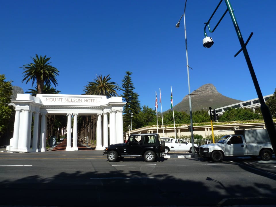 Zufahrt zum Hotel Mount Nelson, A Belmond Hotel, Cape Town