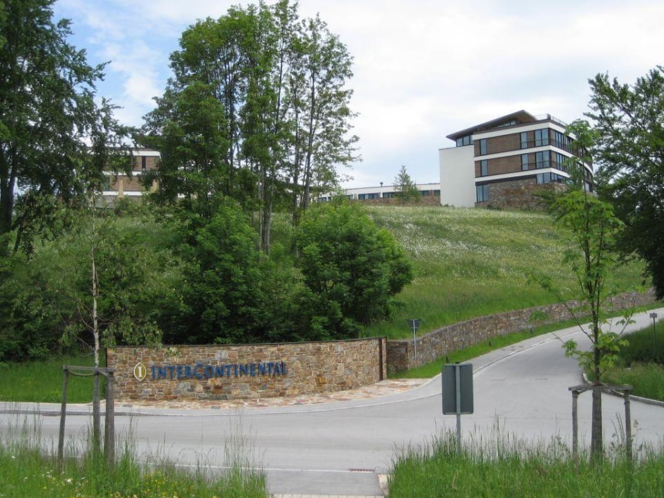 Auffahrt Kempinski Hotel Berchtesgaden