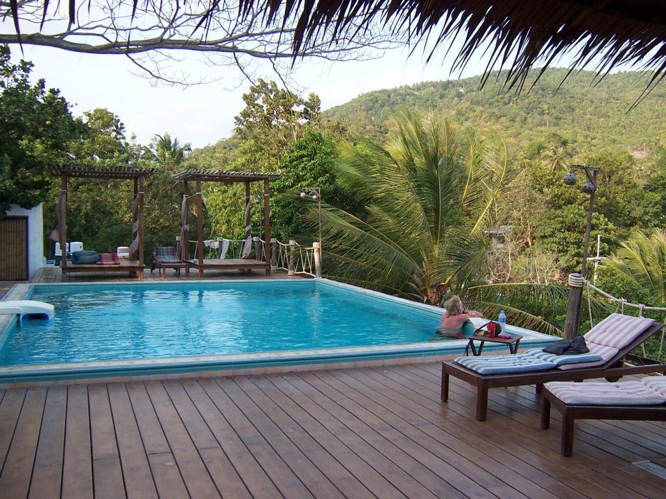 Wenig Liegemöglickeiten und Auflagen  Hotel Koh Tao Toscana