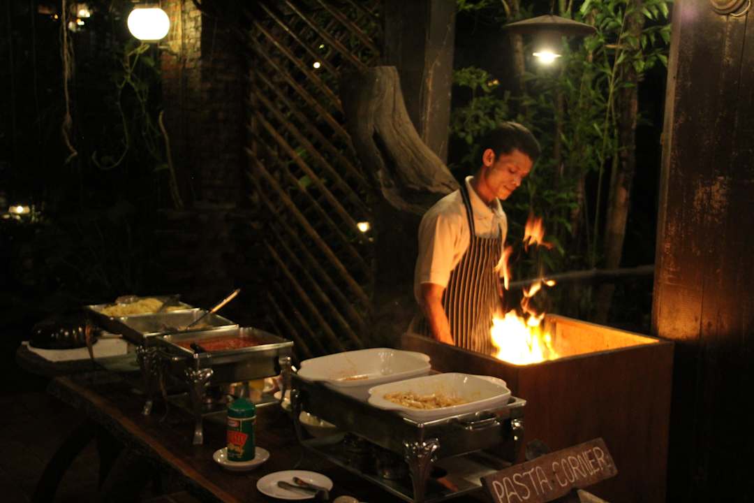 - Hotel River Kwai Resotel