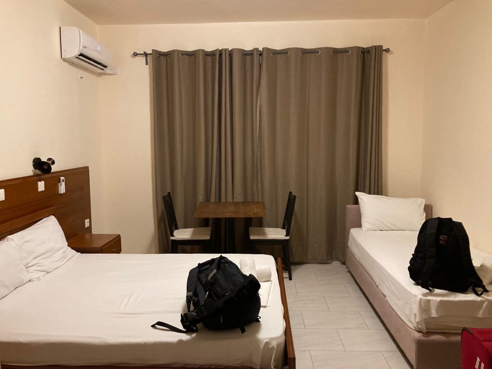 Zimmer Mammis Beach Hotel