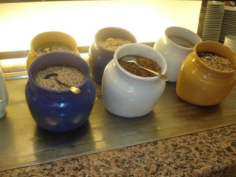 Frühstück - Cornflakes und Müsli HSM Calas Park