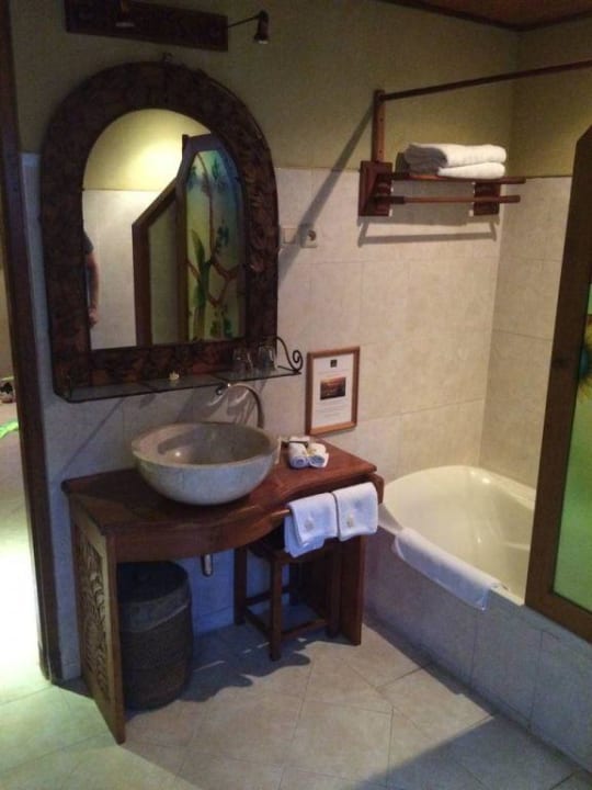 Badezimmer Puri Dajuma Beach Eco-Resort & Spa