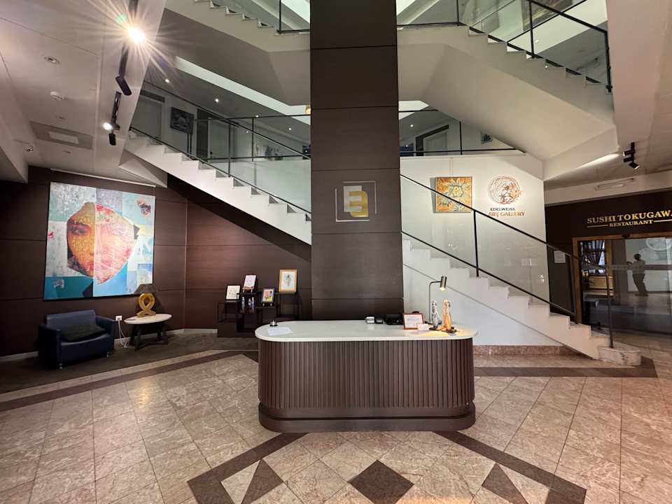 Lobby Edelweiss Art Hotel