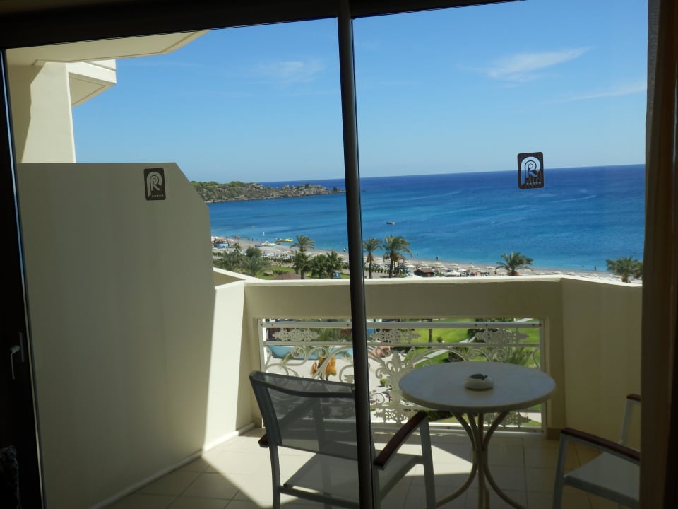 Blick vom Zimmer auf das Meer Rodos Palladium Leisure & Wellness