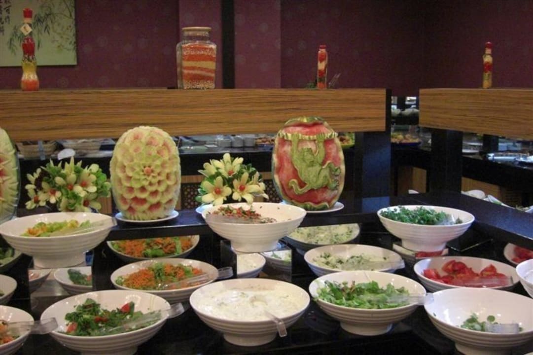 Salatbuffet im Hauptrestaurant Siam Elegance Hotels & Spa