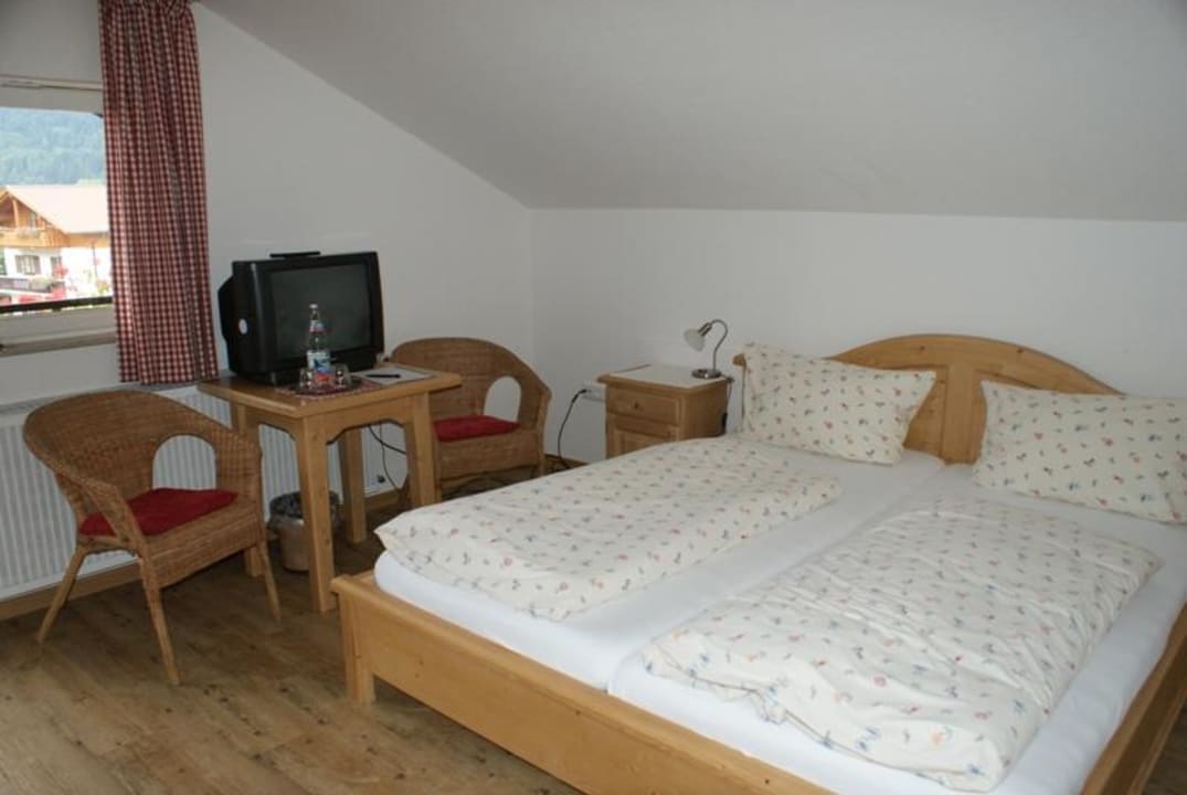 Doppelzimmer Gästehaus Alpenhorst