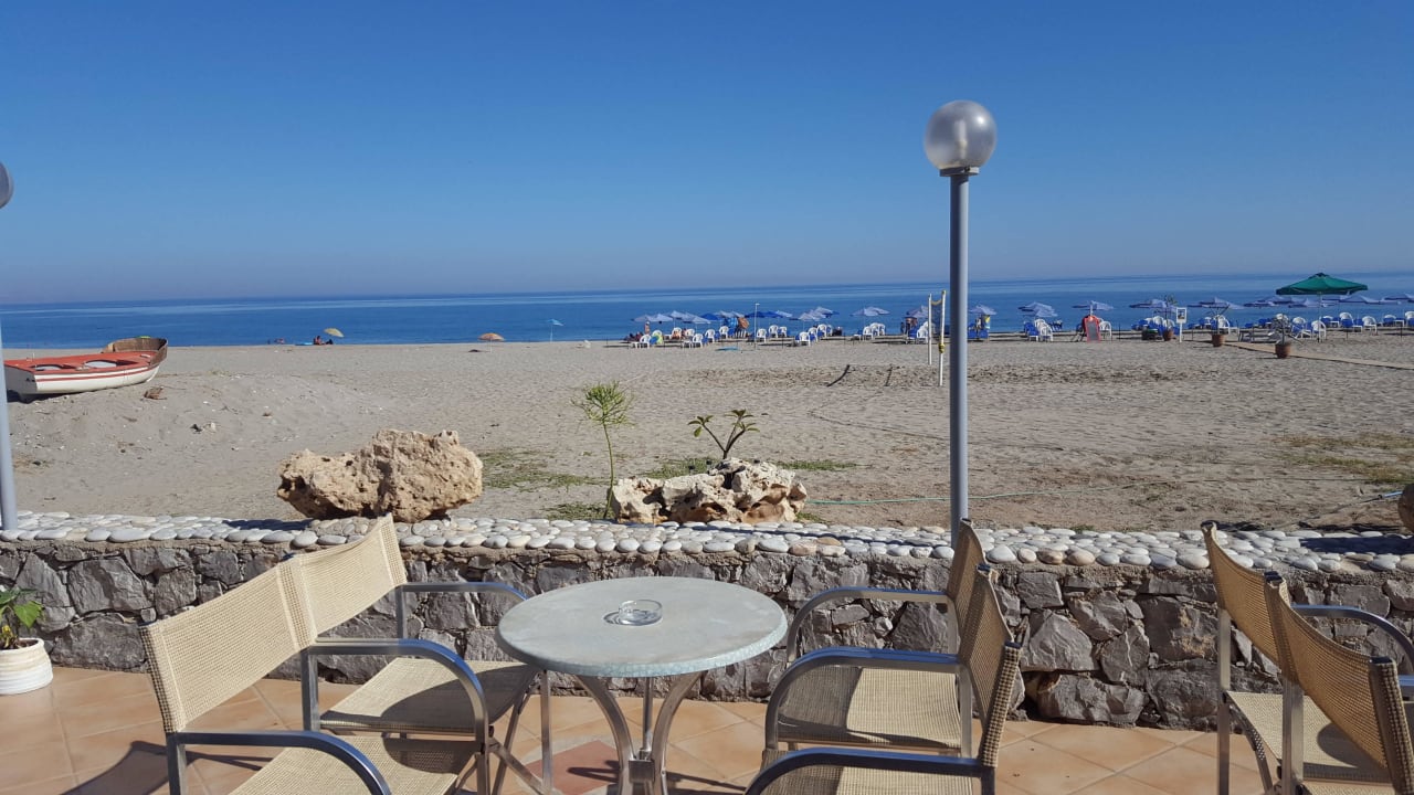 Die Aussen- Terrasse Hotel Kathrin Beach