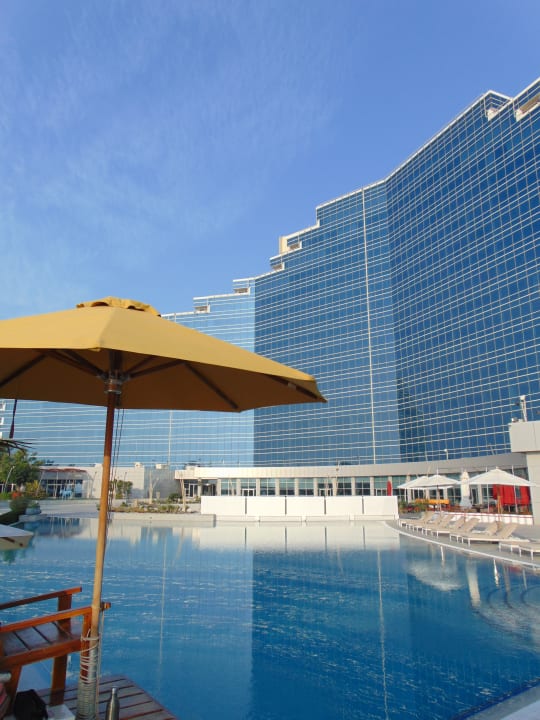 Pool The Art Hotel & Resort