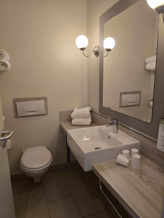 Zimmer Campanile Val de France