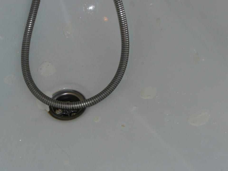 Badewanne mit komischen Flecken Melia Jardines del Teide