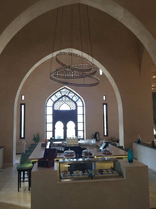 Lobby Salalah Rotana Resort