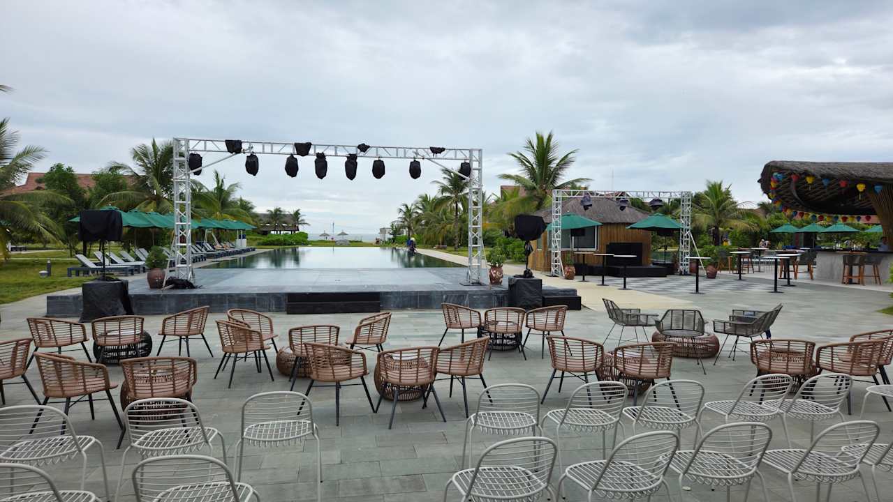 Pool ROBINSON NAM HOI AN