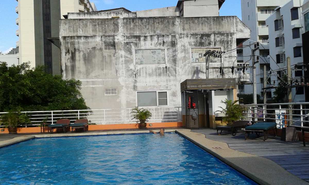 Pool Hotel Eastiny Plaza