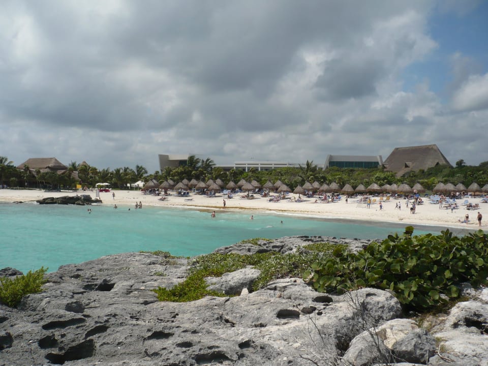 Teil des Hotelstrands Grand Sirenis Riviera Maya Resort & Spa