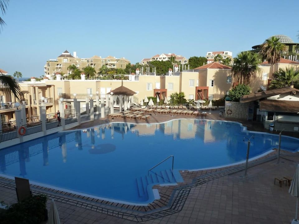 Oberer Pool mit Poolbar Los Olivos Beach Resort