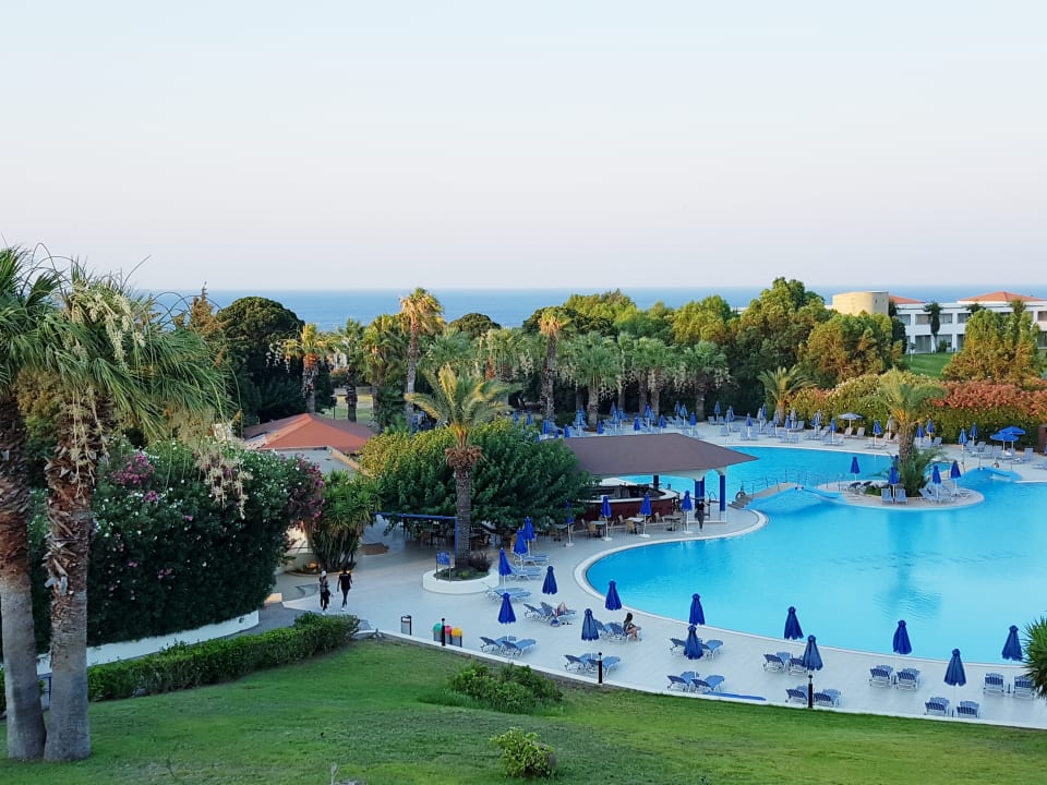 Pool Kresten Palace Hotel