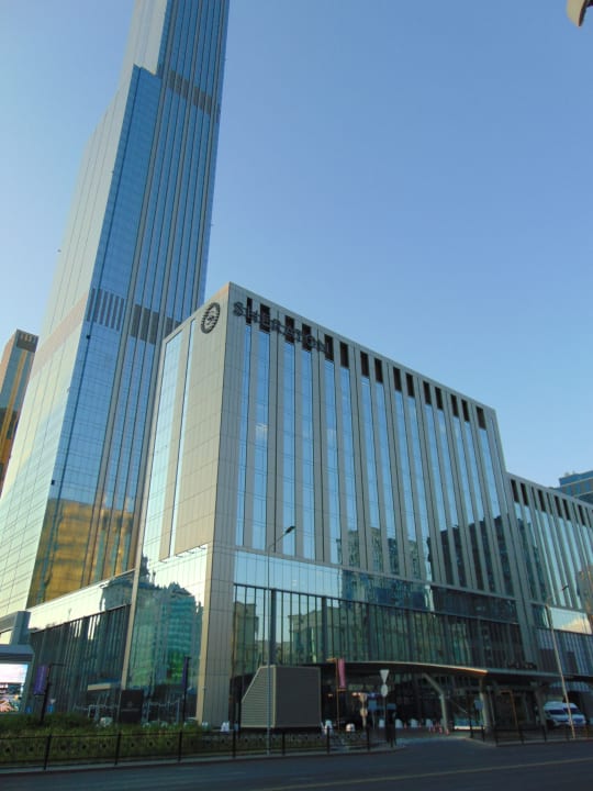 Außenansicht Sheraton Astana Hotel
