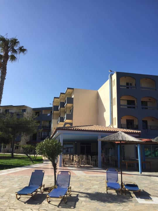 Außenansicht Ocean Heights View Hotel