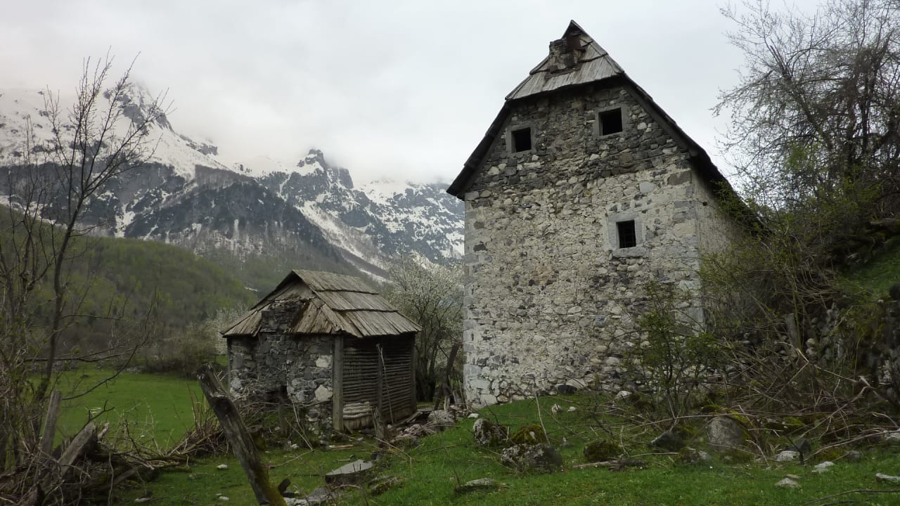 Außenansicht Hotel Margjeka