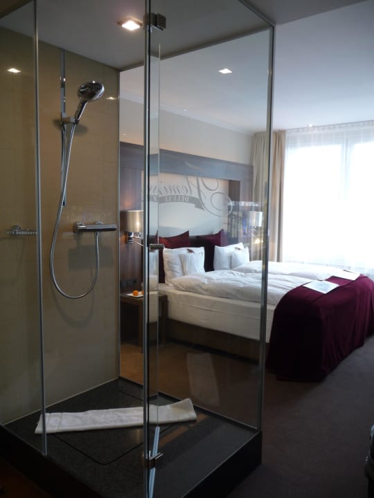Erlebnis: Dusche Flemings Hotel Frankfurt Main-Riverside