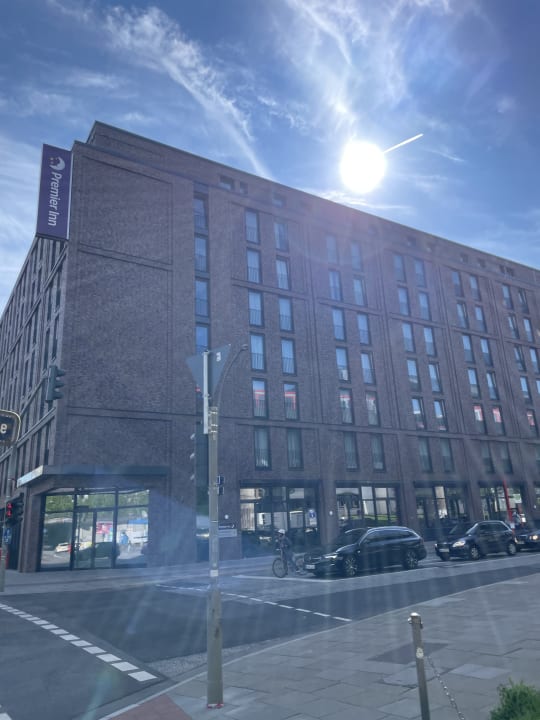 Außenansicht Premier Inn Hamburg City Hammerbrook
