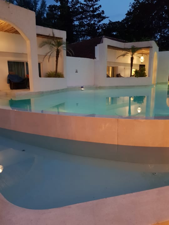 Pool Villas  Ocean Breeze Resort