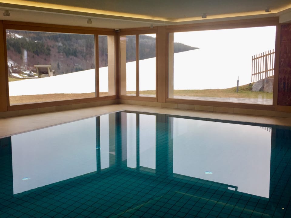 Innenpool/Spa derWaldfrieden naturparkhotel