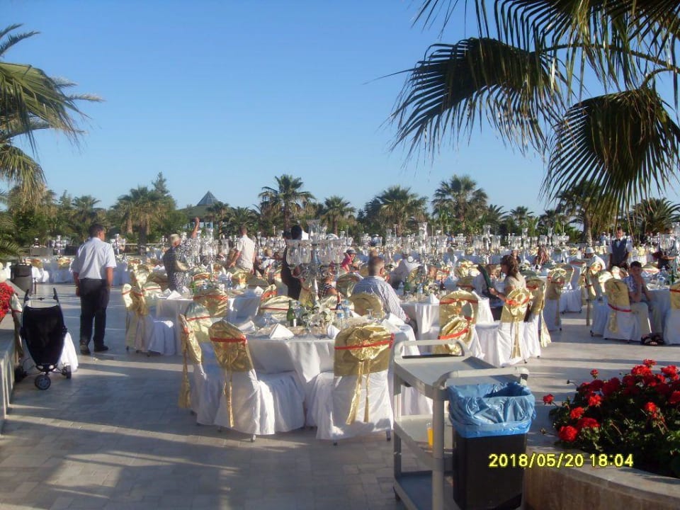 Gala-Dinner VONRESORT Golden Coast