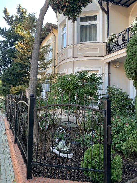 Außenansicht Villa Casteria