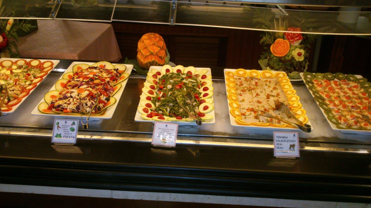 Kl. Auswahl, alles top und lecker allsun Hotel Cormoran