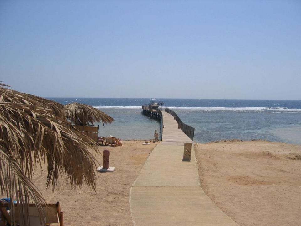 Steg zum Außenriff Pickalbatros Sands Hotel - Port Ghalib