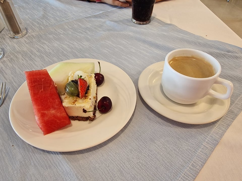 Gastro Sunis Evren Beach Resort Hotel & Spa