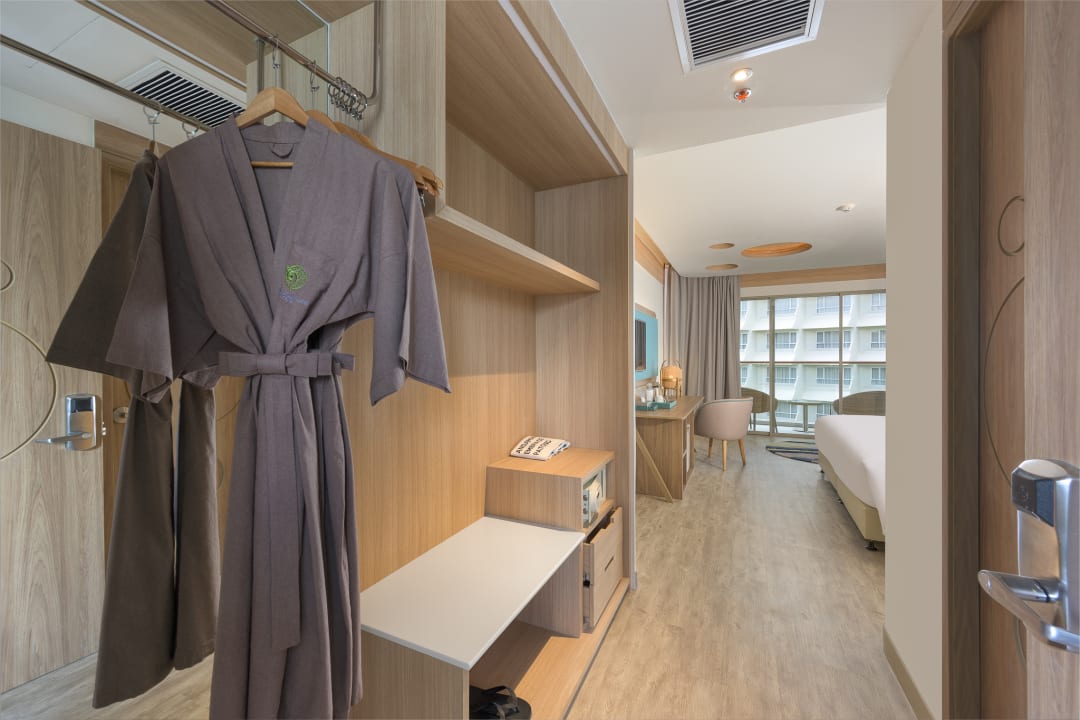 Zimmer Andaman Embrace Patong