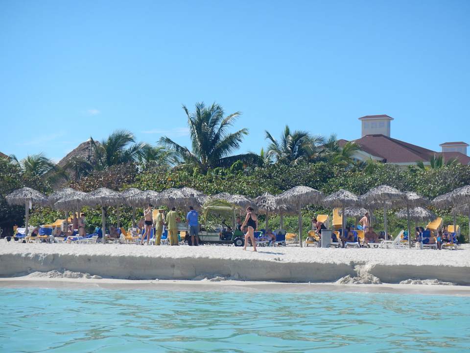Blick auf den Strand vom Meer aus Iberostar Origin Playa Alameda