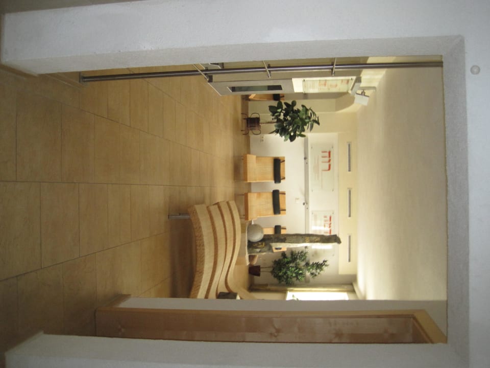 Eingang Adler Hotel-Pension