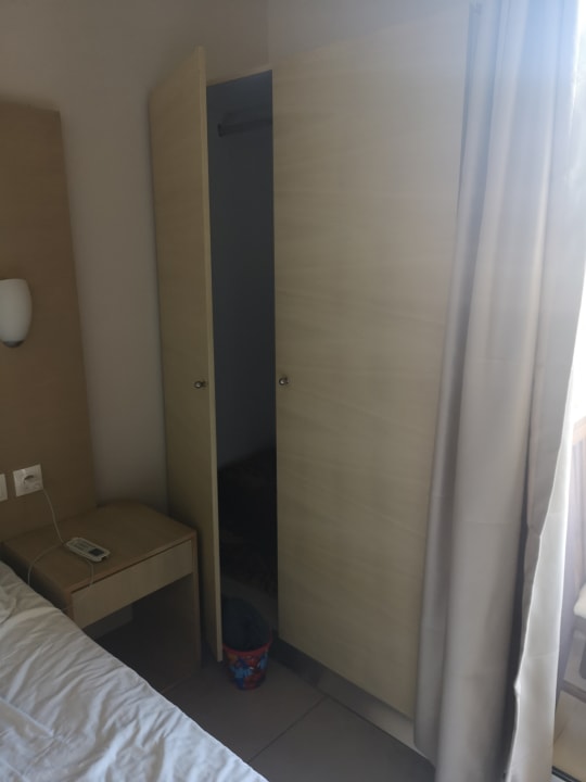 Zimmer Hotel Marathon