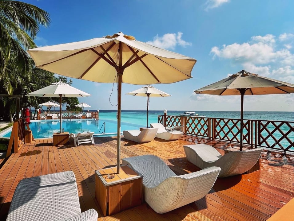 Strand Thulhagiri Island Resort