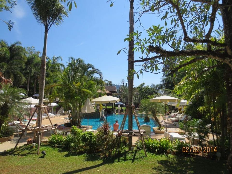 Garten mit Pool The Leaf on The Sands by Katathani