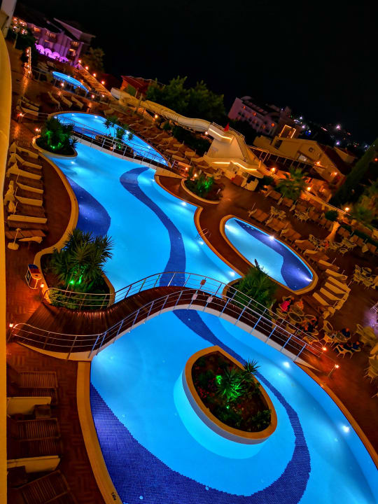 Pool Laguna Beach Alya Resort & Spa Hotel