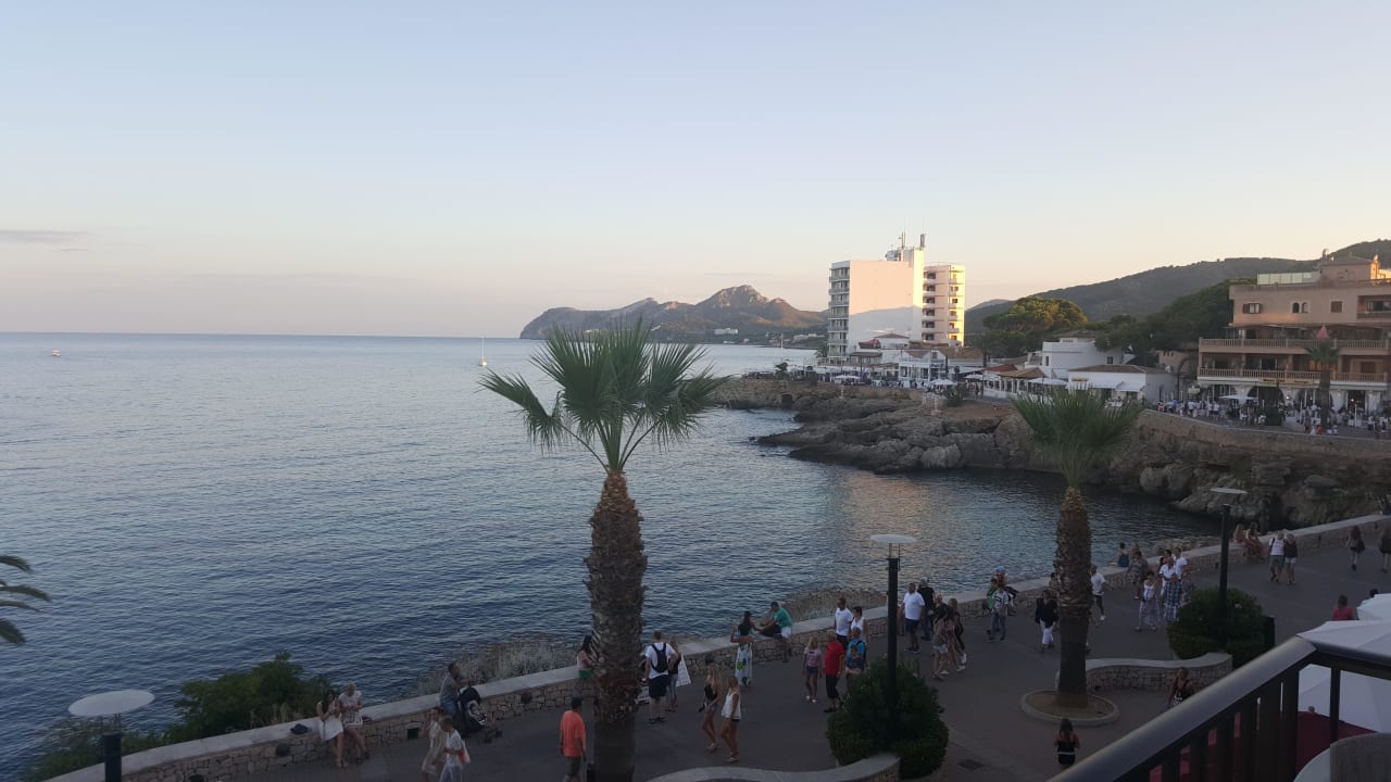 Abends Hotel Port Corona