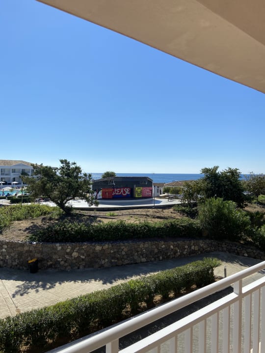 Außenansicht Sandy Beach Resort