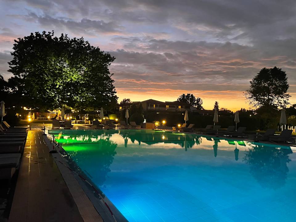 Pool Hotel Dion Palace Resort and Spa