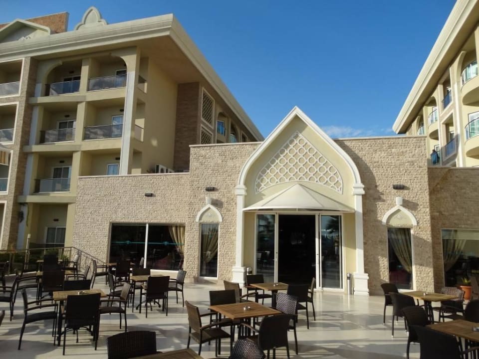 Terasse der Lobbybar Adalya Resort & Spa - Adults Only