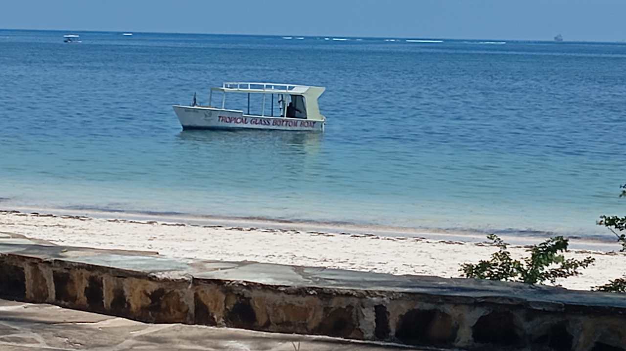 Ausblick Hotel Kenya Bay Beach
