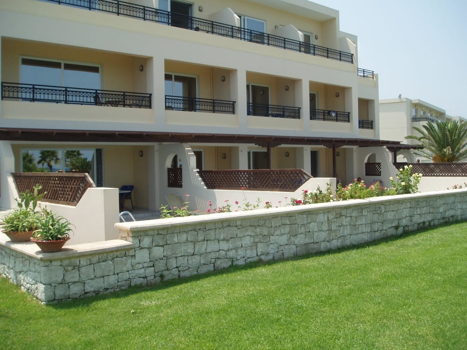 Zimmer mit eigenem Pool Vantaris Palace