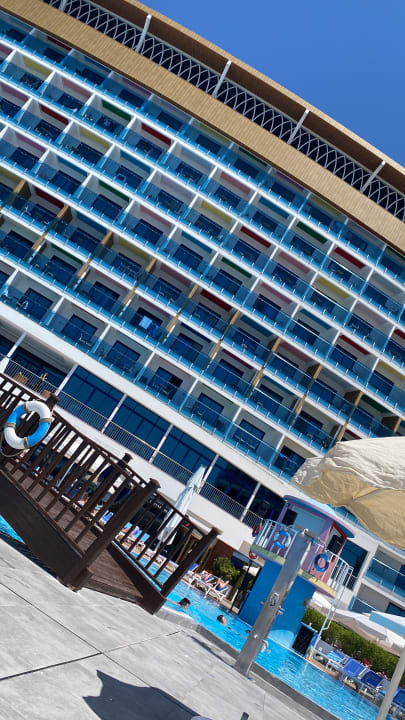 Außenansicht Granada Luxury Okurcalar