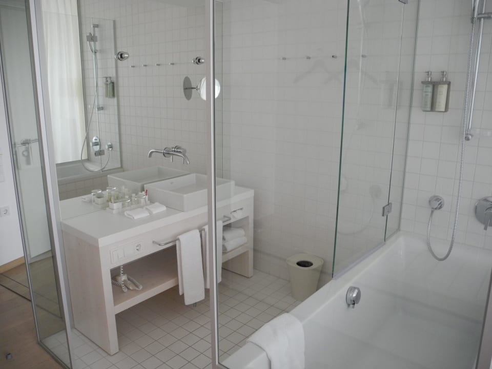 Badezimmer LOISIUM Wine & Spa Hotel Südsteiermark