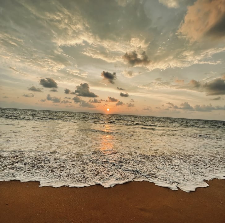 Strand X10 Khaolak Resort