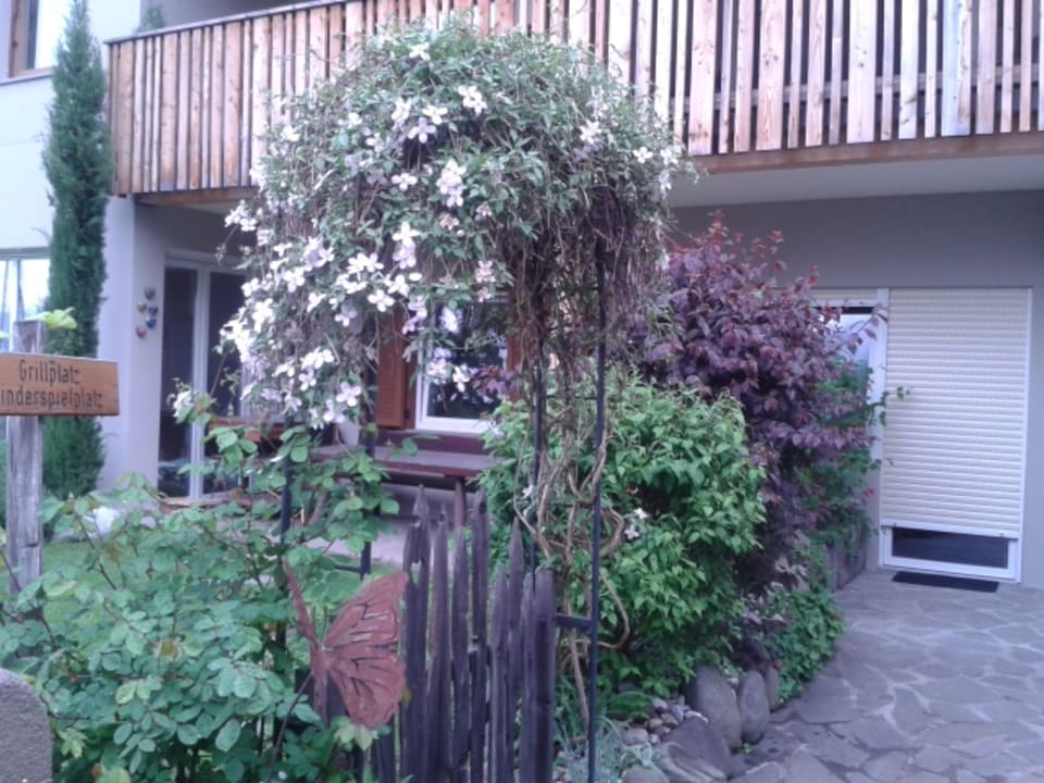 Gartenanlage Sonnleiten Dolomiten Residence